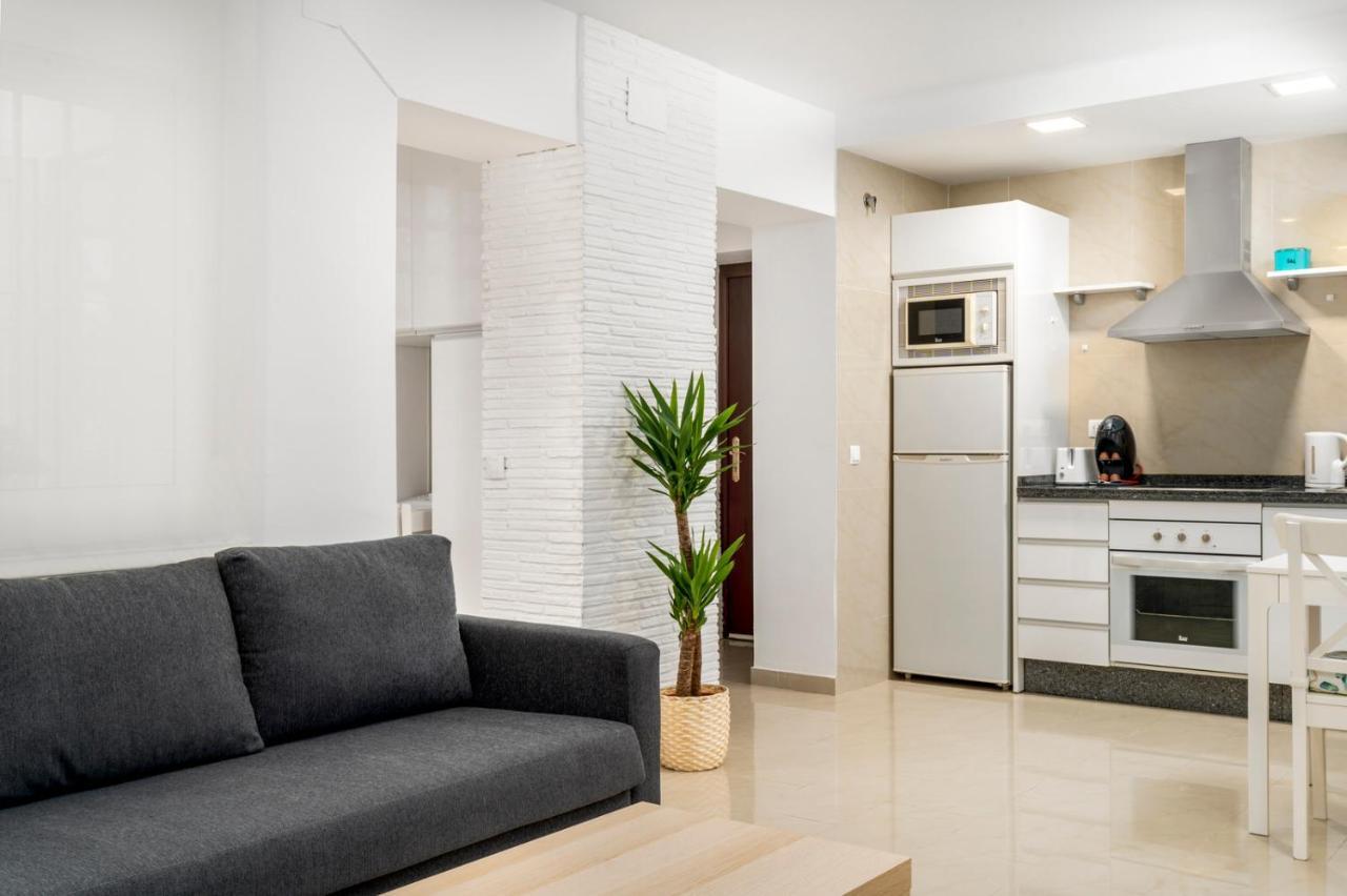 Ohana Beachfront Malagueta by AlohaMálaga Esterno foto